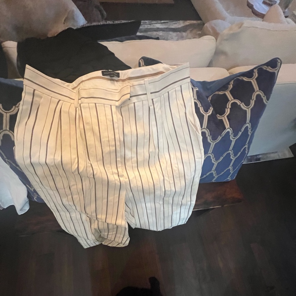 Wide leg cute tailored pants